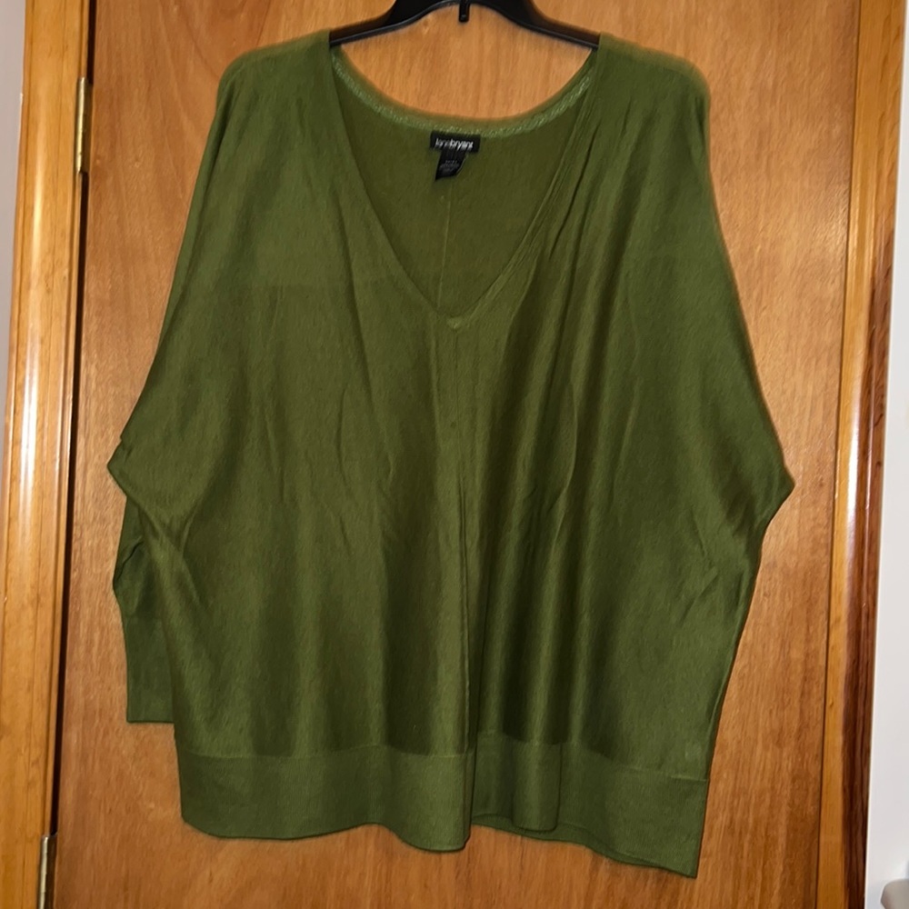 Green Long Sleeved Plus Size Top!